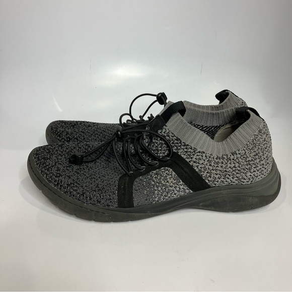 Nurse mates align Torri sneakers gray black womens size 11 work professional - Picture 4 of 9